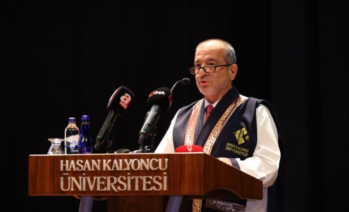 Hasan-Kalyoncu-Universitesi-Rektoru-Prof.-Dr.-Turkay-Dereli