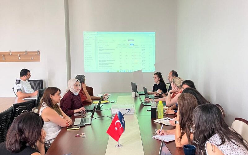 HKÜ Eğitim Fakültesinde Kalite ve Akreditasyon Çalışmaları Değerlendirildi